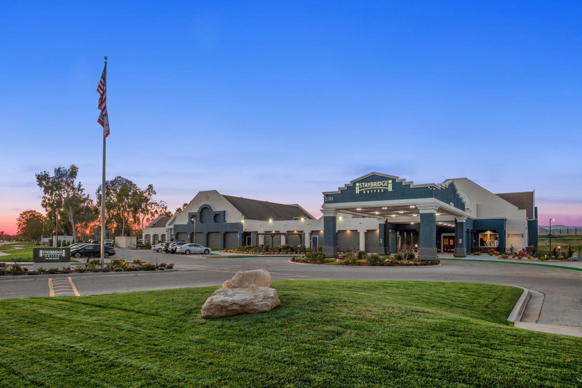 Staybridge Suites Oxnard - River Ridge By Ihg Экстерьер фото